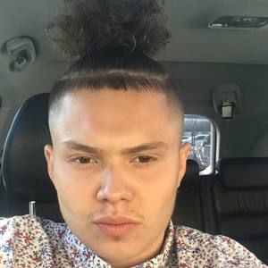 Meet your Posher, Simon